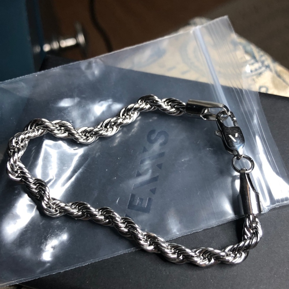 Classic Silver Rope Bracelet with Lobster Clasp